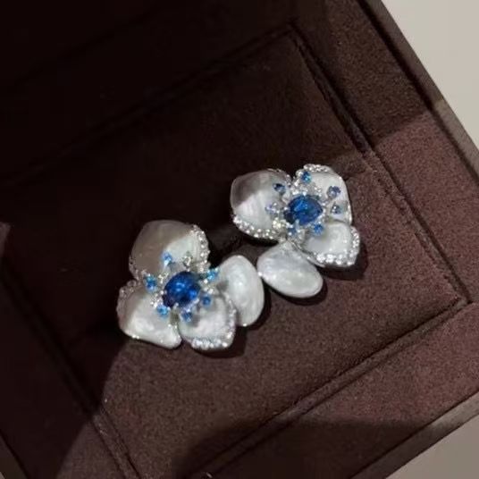 Sparkling 3D Blue Flower Stud Earrings, New Chinese Style Light Luxury Elegant High-End Ear Jewelry For Women