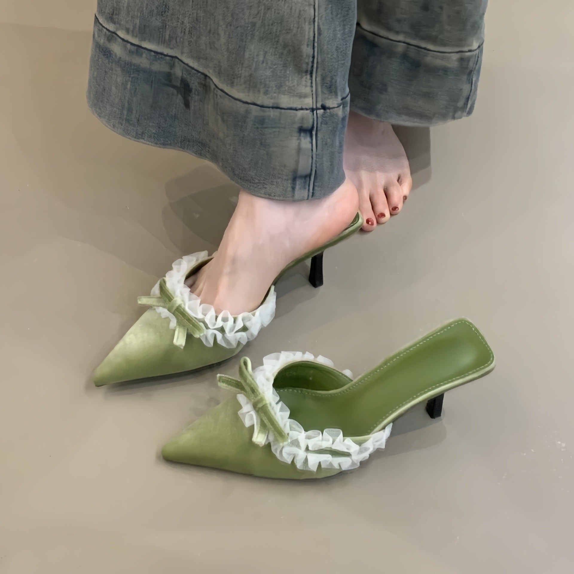 Womens French-style Polka-dot High Heels