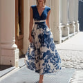 Sleeveless V-neck Blue-and-white Porcelain Print Dress