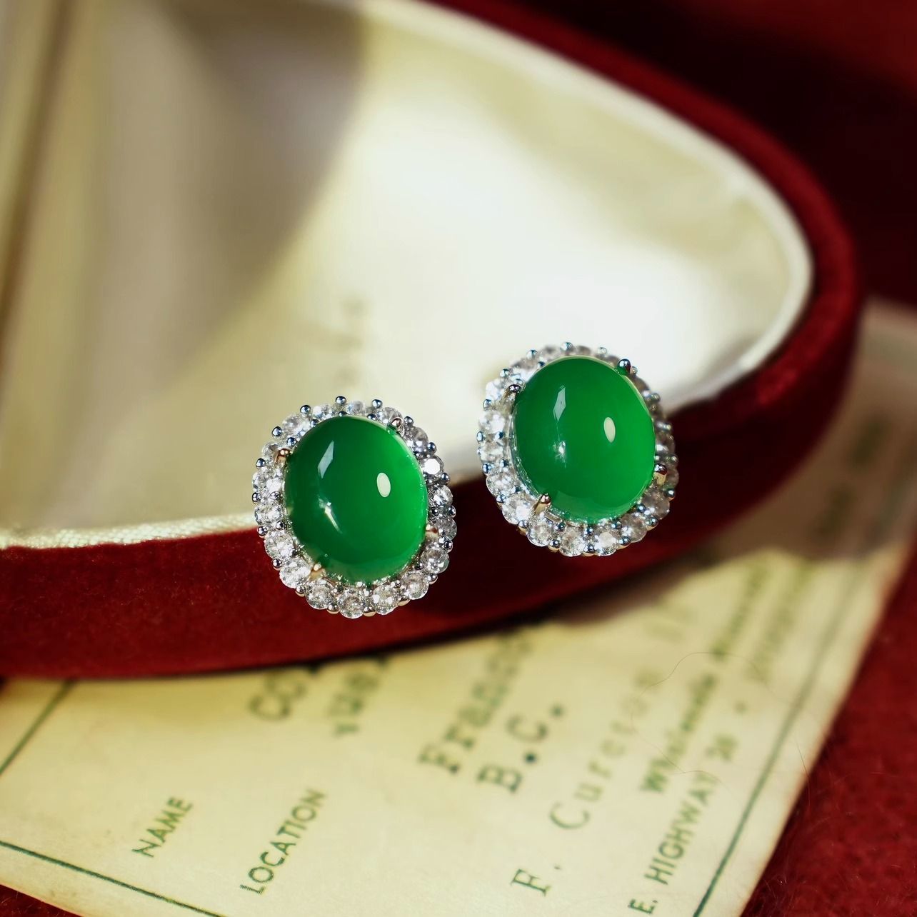New Chinese Style Chalcedony Ear Cuffs, Emerald Green Clear Zircon Studs For Non-pierced Ears