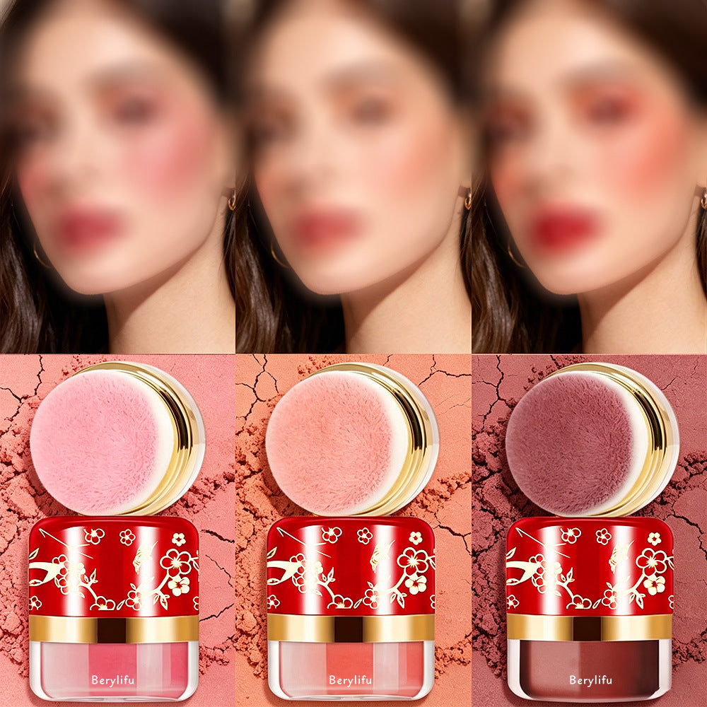 Matte Blush With Long-lasting Wear That Resists Powder Fallout