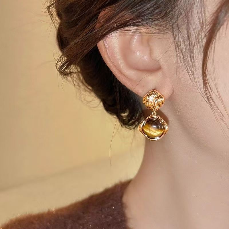 S925 Sterling Silver Maillard Tiger Eye Stone Stud Earrings For Women, 2026 New Hot Selling Light Luxury High-End Autumn Winter Ear Jewelry